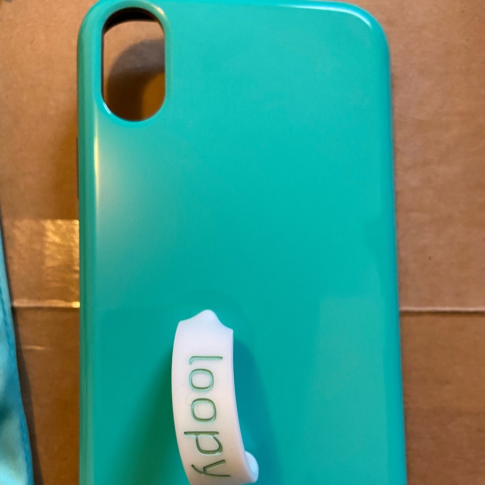iPhone XR loopy case